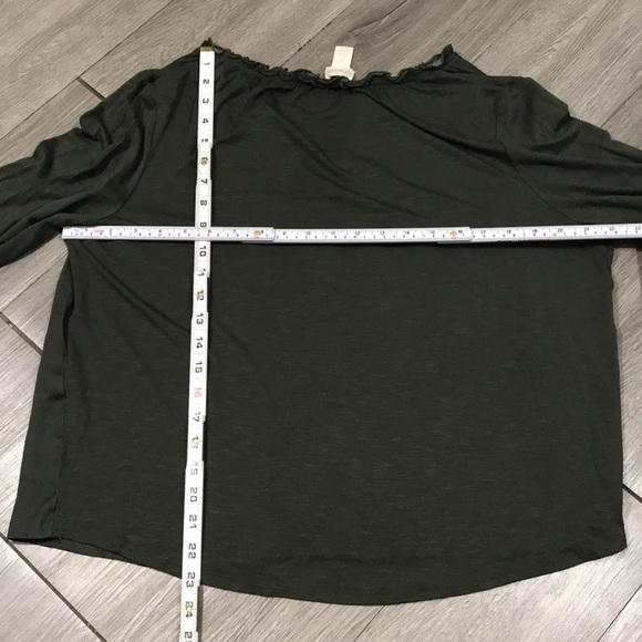 Chico’s Olive Green 3/4 Sleeve Blouse size S - Picture 9 of 9